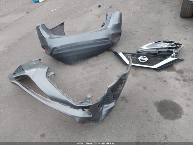 Nissan 2018 2018 3N1AB7AP2JL625395 Image 12