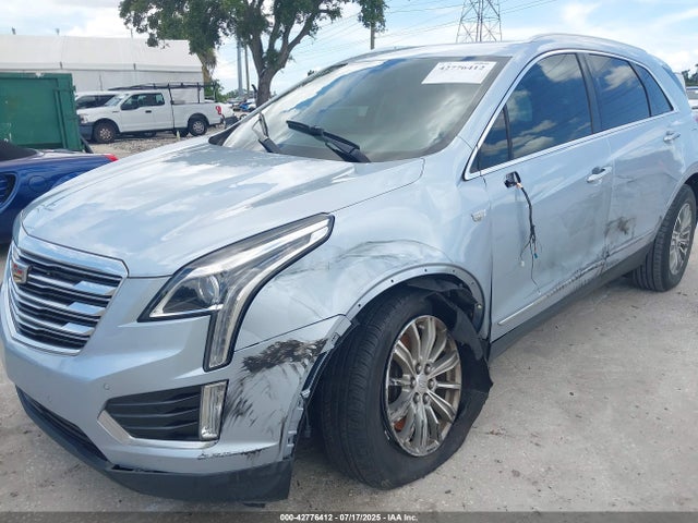 2017 CADILLAC XT5 1GYKNBRSXHZ325914 Photo 5