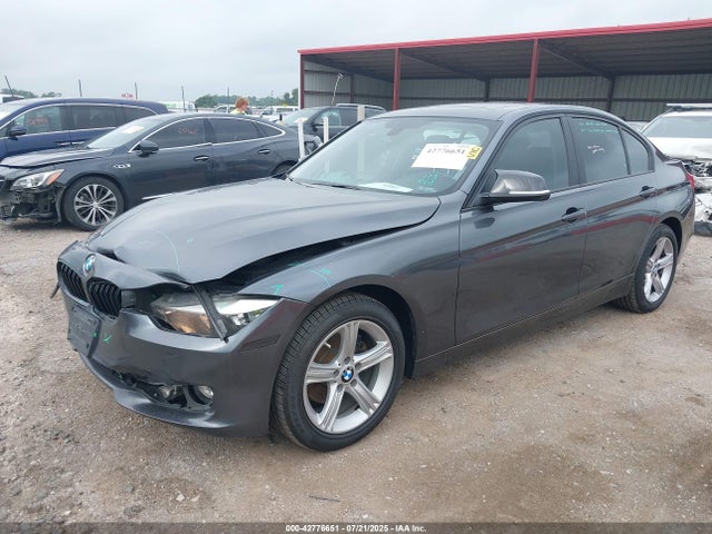 WBA3C3C51FP662843 BMW 320i