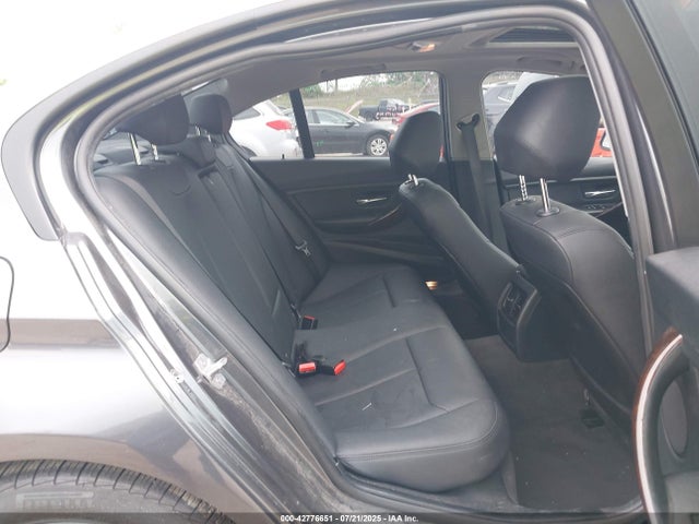 WBA3C3C51FP662843 BMW 320i