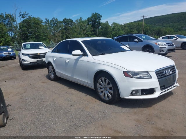 2011 AUDI A4 WAUFFAFL7BN013220 Photo 0