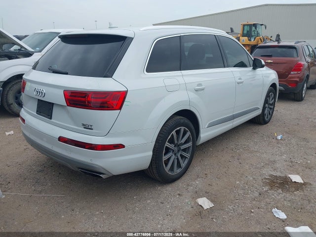 WA1LAAF77HD020457 Audi Q7
