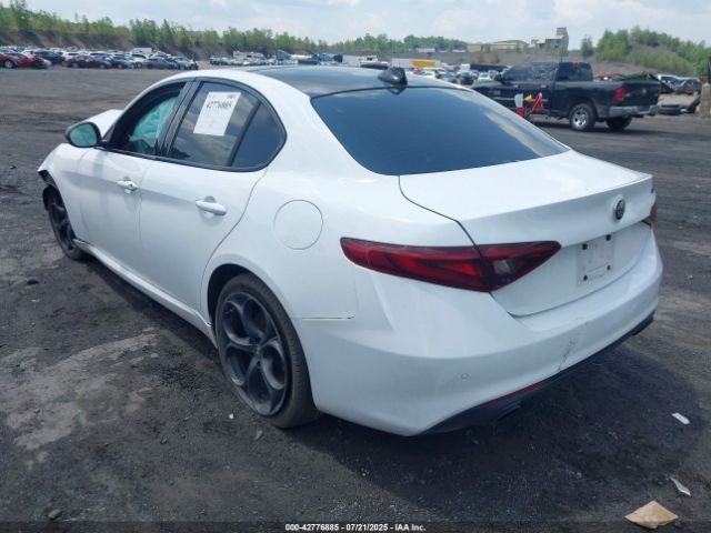 2019 ALFA ROMEO GIULIA ZARFAMBNXK7604968 Photo 2