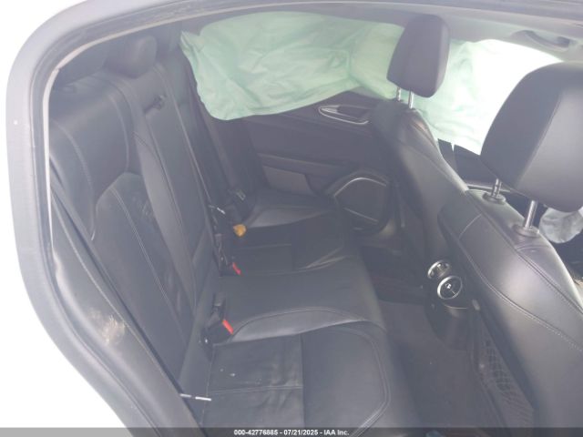 2019 ALFA ROMEO GIULIA ZARFAMBNXK7604968 Photo 7