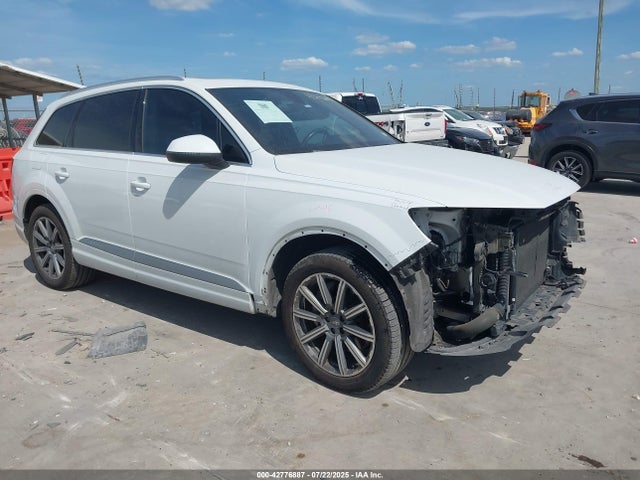2018 AUDI Q7 WA1LHAF71JD053228 Photo 0