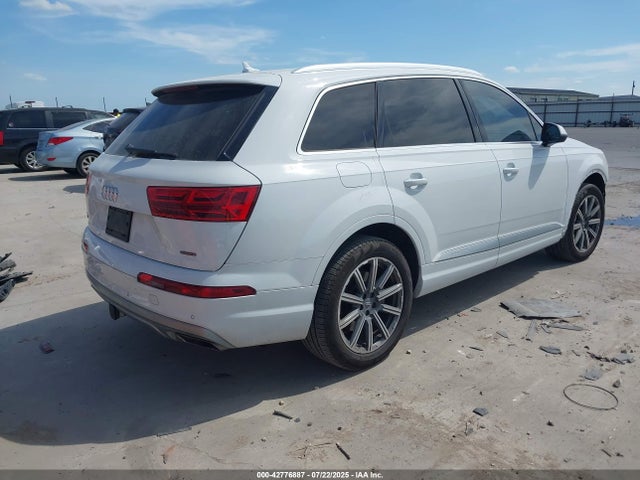 2018 AUDI Q7 WA1LHAF71JD053228 Photo 3