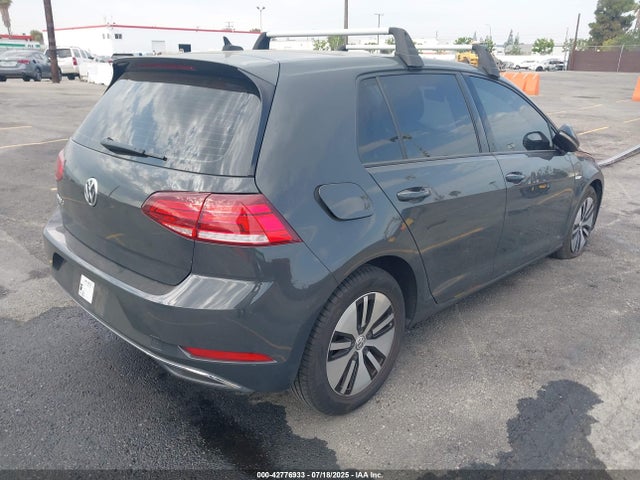 WVWKR7AU2HW950751 Volkswagen 2017