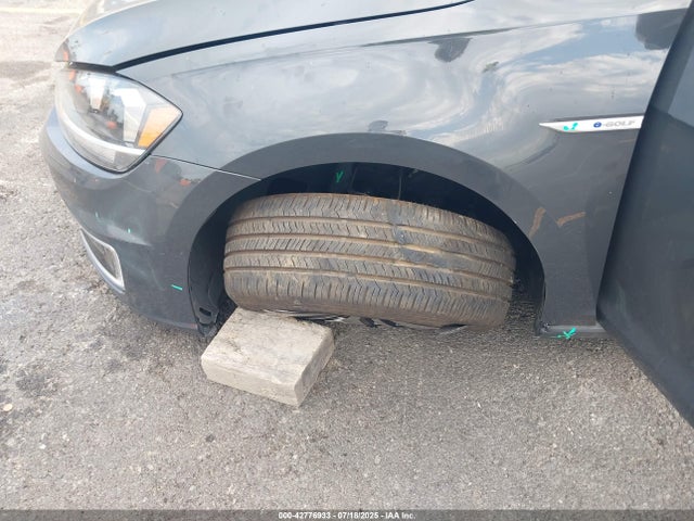 WVWKR7AU2HW950751 Volkswagen 2017