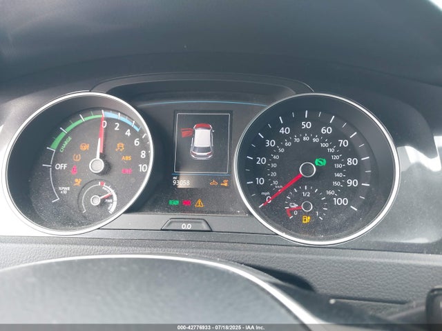 WVWKR7AU2HW950751 Volkswagen 2017
