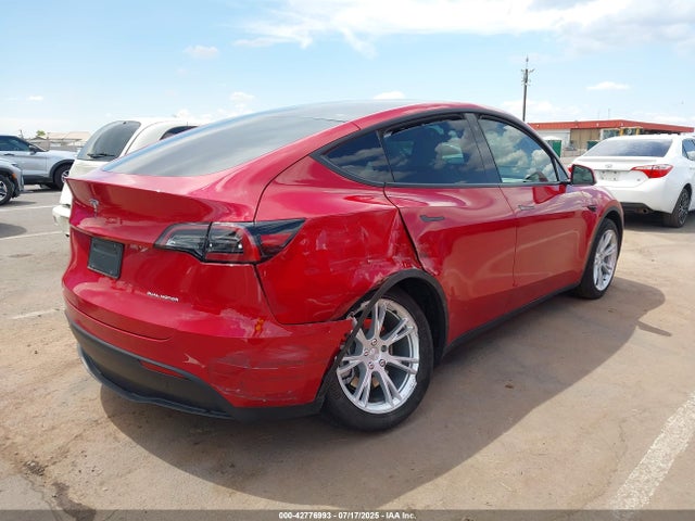 2023 TESLA MODEL Y 7SAYGDEE1PF685134 Photo 3
