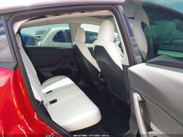 2023 TESLA MODEL Y 7SAYGDEE1PF685134 Photo 7
