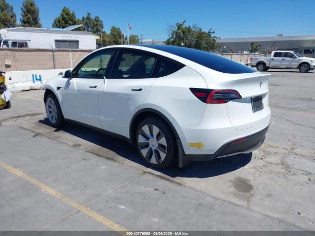 2022 TESLA MODEL Y 7SAYGAEE9NF485999 Photo 2