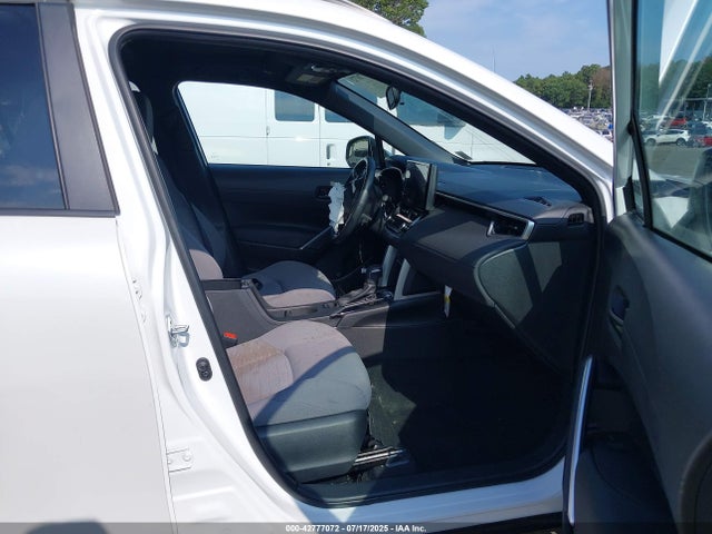 42777072 :رقم المزاد ، 7MUFBABG2PV004469 vin ، 2023 Toyota Corolla Cross Hybrid Se مزاد بيع