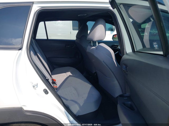 42777072 :رقم المزاد ، 7MUFBABG2PV004469 vin ، 2023 Toyota Corolla Cross Hybrid Se مزاد بيع
