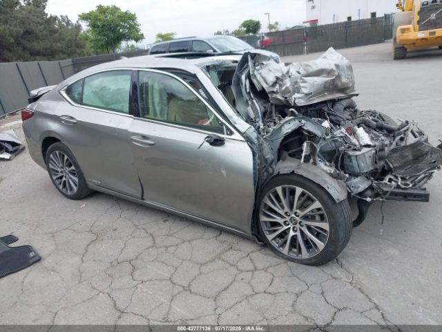 2019 LEXUS ES 300H JTHB21B16K2034058