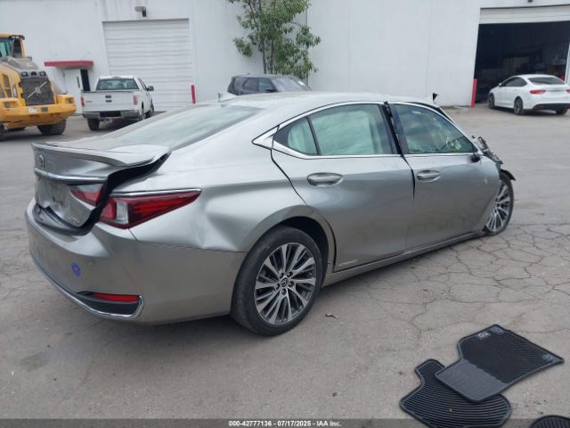 2019 LEXUS ES 300H JTHB21B16K2034058 Photo 3