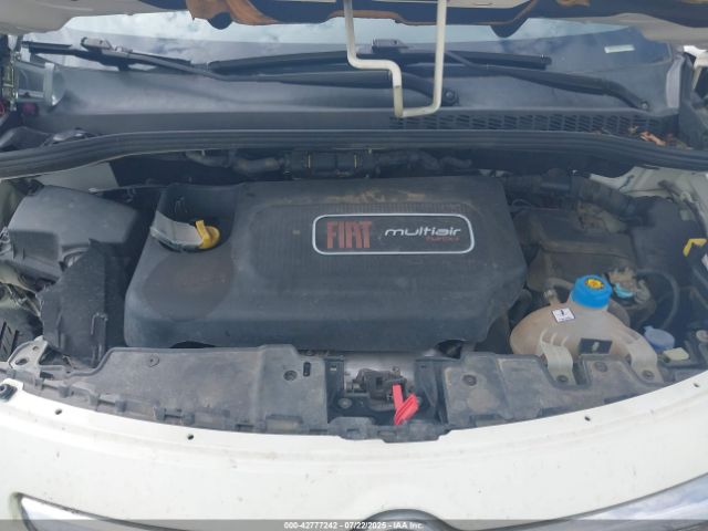 2014 FIAT 500L ZFBCFAAH3EZ015586 Photo 9