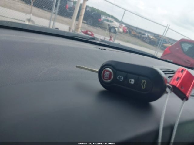 2014 FIAT 500L ZFBCFAAH3EZ015586 Photo 10