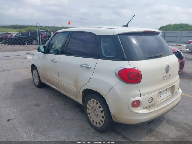 2014 FIAT 500L ZFBCFAAH3EZ015586 Photo 2