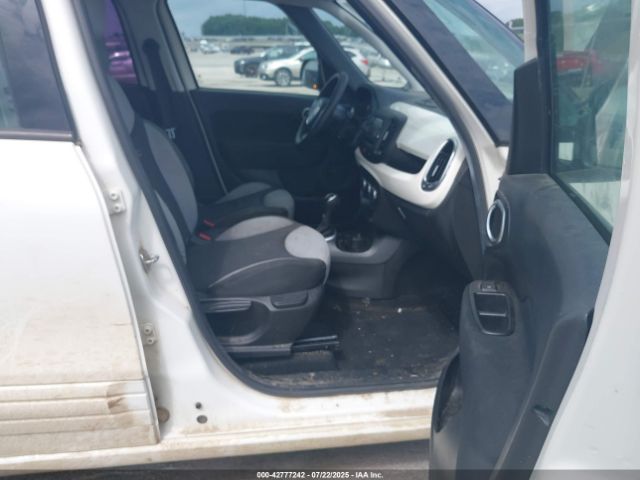 2014 FIAT 500L ZFBCFAAH3EZ015586 Photo 4