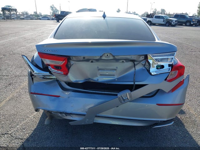 Honda l15be 2018 1HGCV1F16JA040830 Image 6
