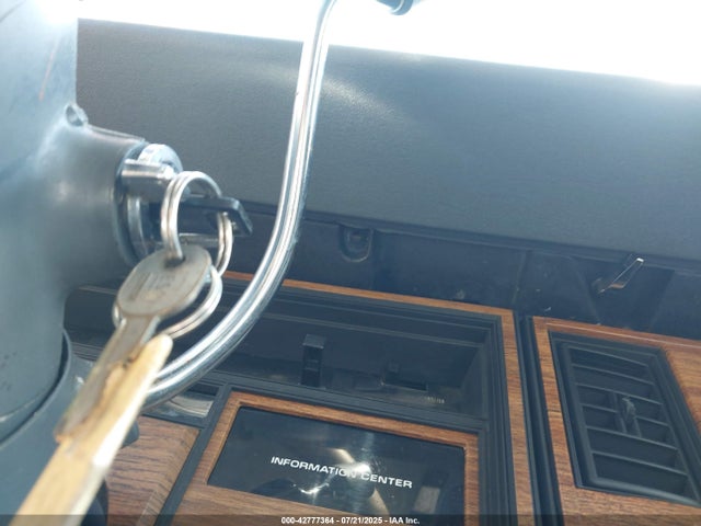 1982 CADILLAC DEVILLE 1G6AD4782C9204118 Photo 10