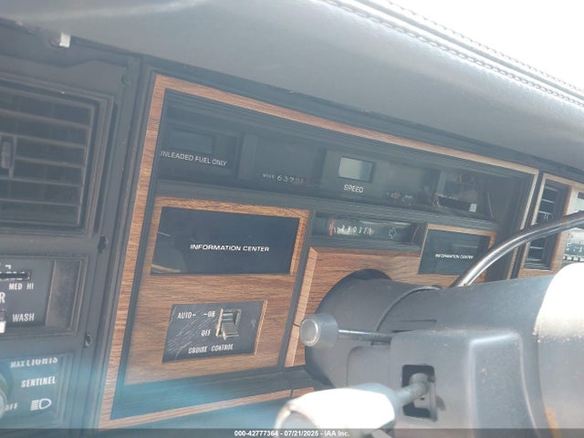 1982 CADILLAC DEVILLE 1G6AD4782C9204118 Photo 6
