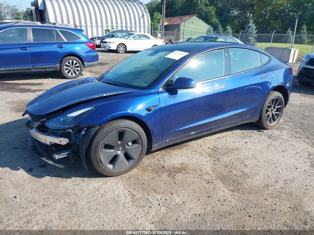 2023 TESLA MODEL 3 5YJ3E1EA1PF555623 Photo 1