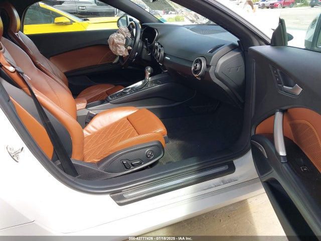 2016 AUDI TT TRUT5CFV1G1021663 Photo 4
