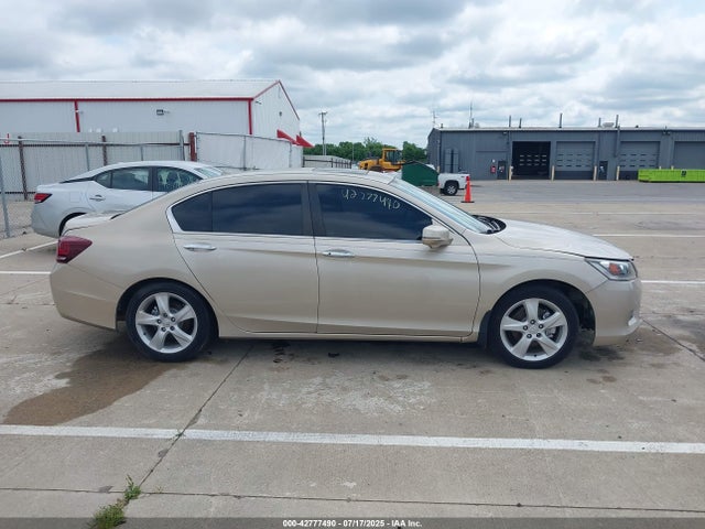 Honda k24w1 2014 1HGCR2F81EA277965 Image 13