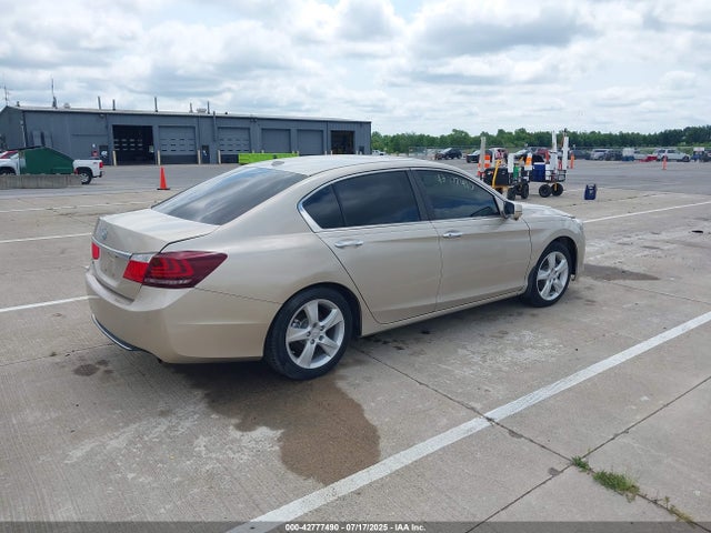 Honda k24w1 2014 1HGCR2F81EA277965 Image 4