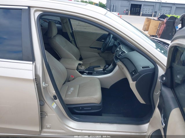 Honda k24w1 2014 1HGCR2F81EA277965 Image 5