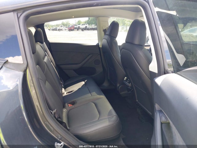 2024 TESLA MODEL Y 7SAYGDEE6RA236418 Photo 7