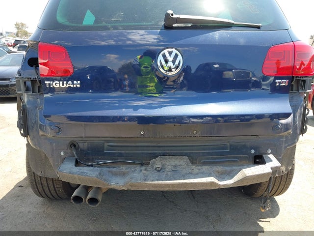 WVGAV7AX3GW604980 Volkswagen 2016