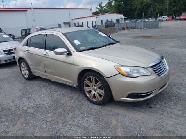 2013 CHRYSLER 200 1C3CCBAB2DN698592