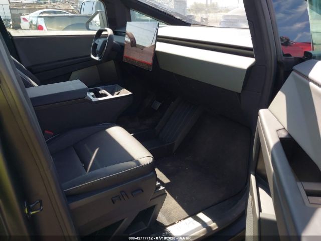 2025 TESLA CYBERTRUCK 7G2CEHED0SA074770 Photo 4