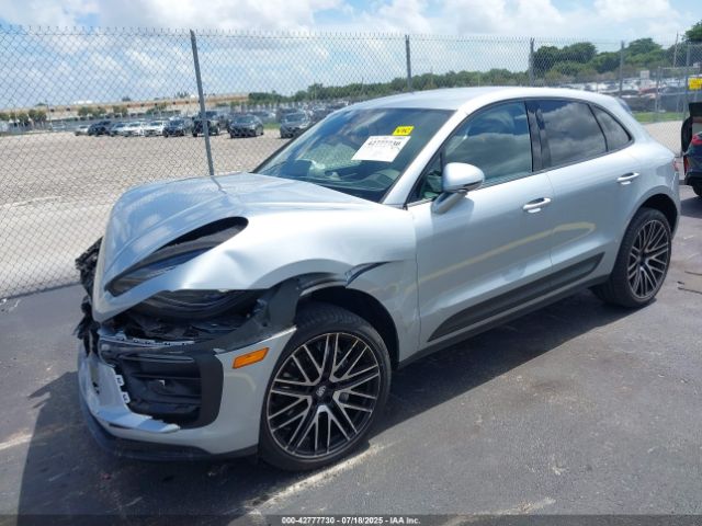 2022 PORSCHE MACAN WP1AA2A57NLB04304 Photo 1