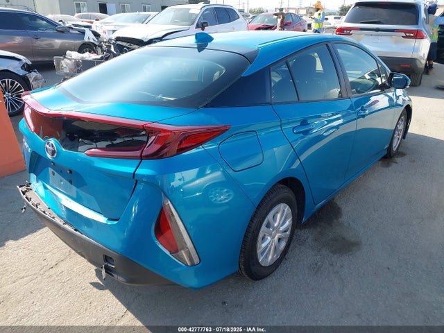 JTDKAMFP8N3209977 Toyota 2zr-fxe, 1nm+1sm