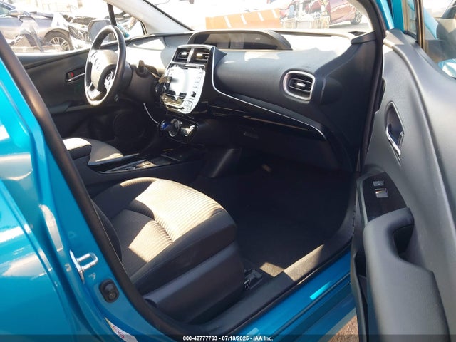 JTDKAMFP8N3209977 Toyota 2zr-fxe, 1nm+1sm