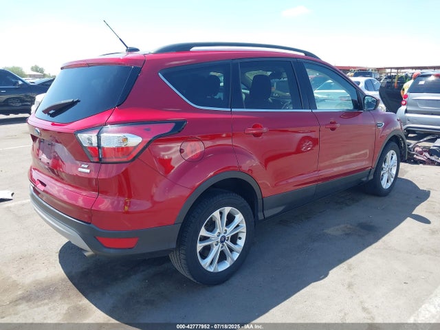 1FMCU0G92JUC63327 Ford 2018