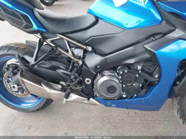 2023 SUZUKI GSX1000 JS1EK12B6P7100183 Photo 7