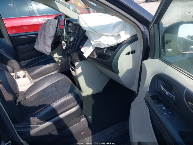 2C4RC1BG8ER277331 Chrysler 2014