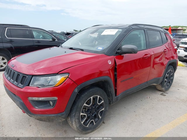 Jeep Compass 2020 3C4NJDDB5LT215385 Image 2