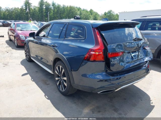 2020 VOLVO V60 CROSS COUNTRY YV4102WKXL1035472 Photo 2