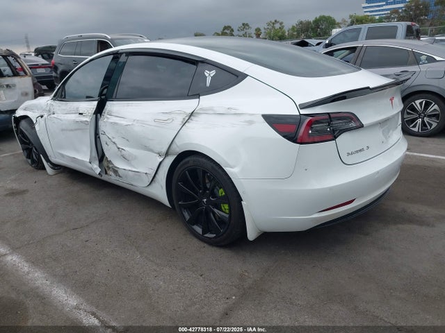 2018 TESLA MODEL 3 5YJ3E1EB4JF067735 Photo 2