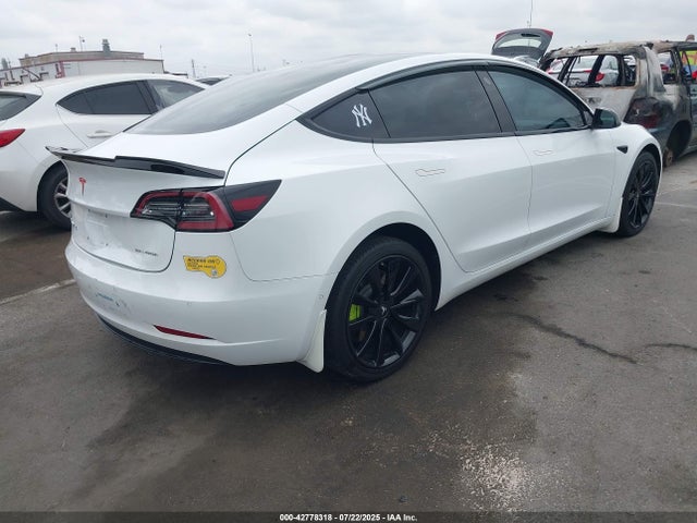2018 TESLA MODEL 3 5YJ3E1EB4JF067735 Photo 3