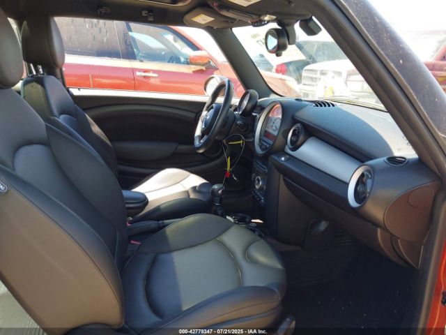 2013 MINI CLUBMAN WMWZF3C54DT489499 Photo 4