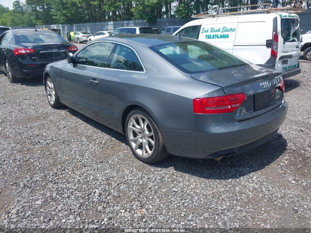 2012 AUDI A5 WAULFAFR6CA042188 Photo 2