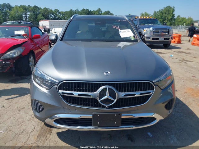 W1NKM4HB1PU021719 Mercedes-Benz m254