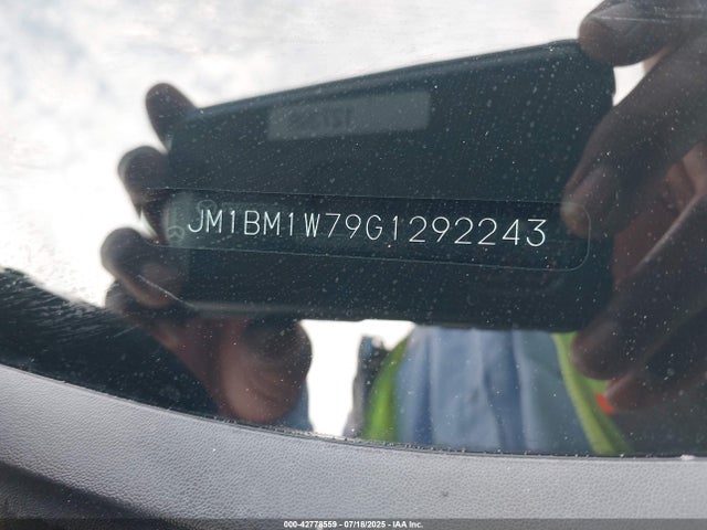 JM1BM1W79G1292243 Mazda pe